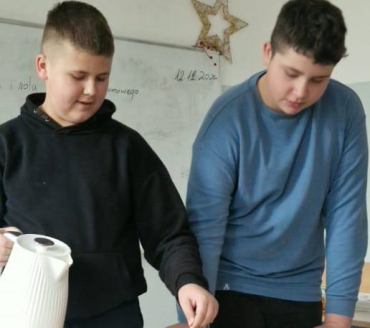 AKTYWNE LEKCJE BIOLOGII