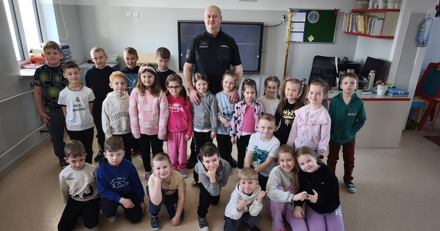 POZNAJEMY RÓŻNE ZAWODY